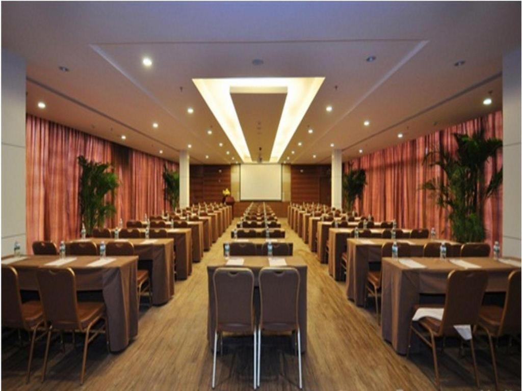 Poly Hotel, Гуанчжоу Екстер'єр фото